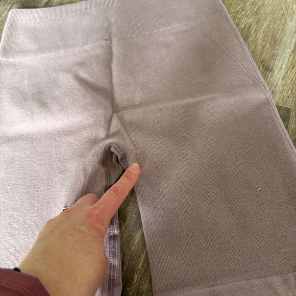 Everlane Ribbed High-Rise Biker Shorts - Mauve Dusty Pink - Size: M/L - Picture 2 of 7